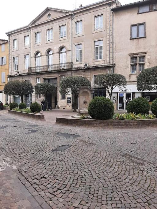 Apartmán T3 Hyper-Centre Au Calme Tout Equipe Parking Prive Castres  Exteriér fotografie